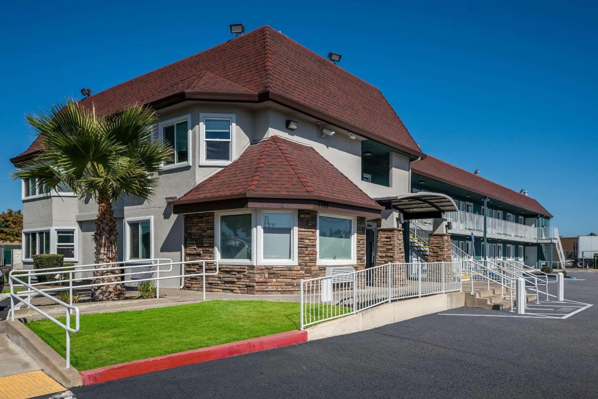 Quality Inn Elk Grove-Сакраменто Экстерьер фото